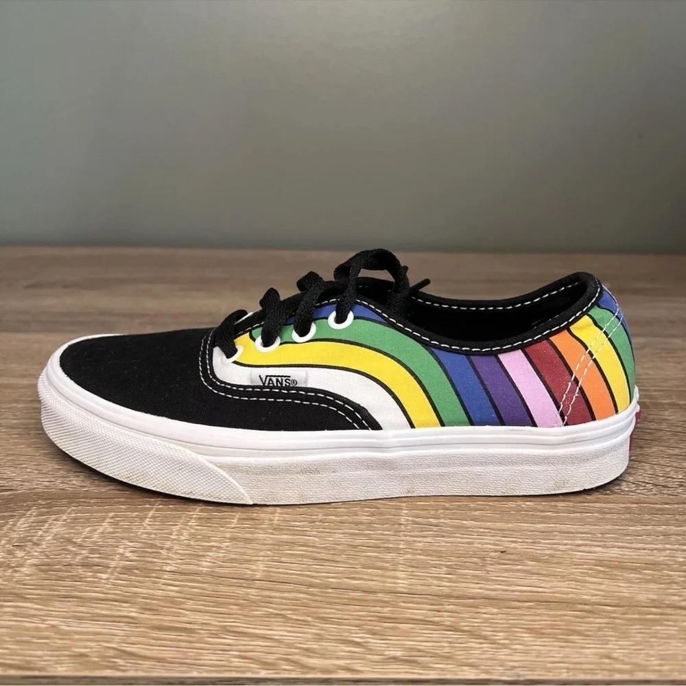 Vans Rainbow Stripe Sneakers Black | Size 4.5 Men, 6 Women’s | Classic Lace-Up